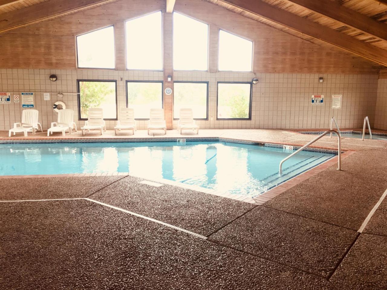 Regency Inn And Suites Stilwell Eksteriør bilde